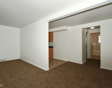 8349 S Drexel Ave - Photo Thumbnail 2