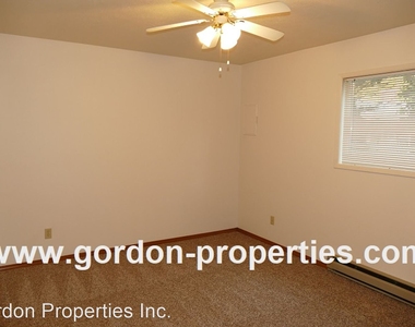 16360 Se Stark St #1 - #16 - Photo Thumbnail 12