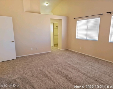 821 Fuerte Court - Photo Thumbnail 11