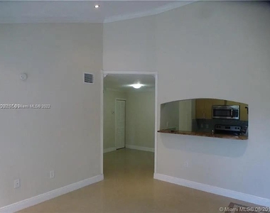 12124 Saint Andrews Pl - Photo Thumbnail 5