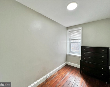 2208 E Gordon Street - Photo Thumbnail 9