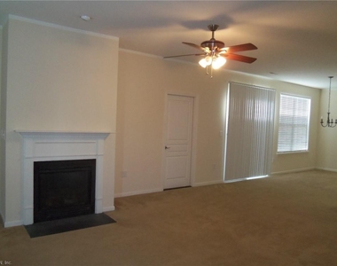 1189 Westbriar Drive - Photo Thumbnail 11