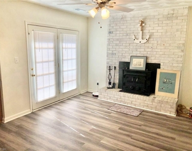 5625 Hearth Circle - Photo Thumbnail 17