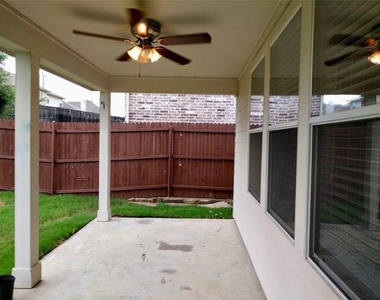 5216 Birchwood Drive - Photo Thumbnail 18