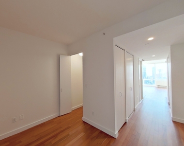 610 West 42nd Street - S40M - Photo Thumbnail 5