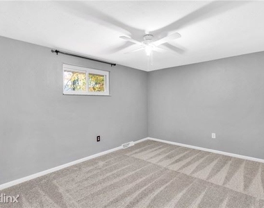 8494 R Lincoln Blvd - Photo Thumbnail 14