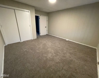 2026 E Lanvale Street - Photo Thumbnail 13