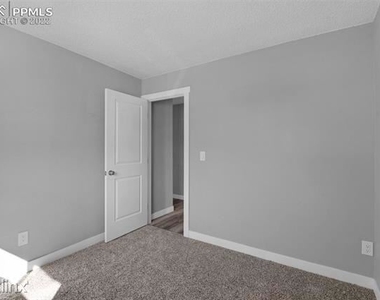 2735 R Carmel Court - Photo Thumbnail 16