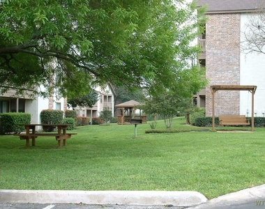 5650 Grissom - Photo Thumbnail 9