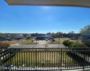 665 Tennessee St Apt 410 - Photo Thumbnail 16