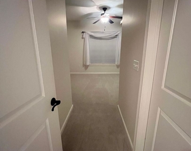 665 Tennessee St Apt 410 - Photo Thumbnail 10