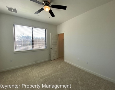 6409 Berkman Dr Unit 10 - Photo Thumbnail 16