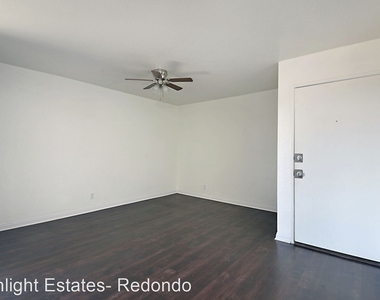 750-760 W. Redondo Beach Blvd. - Photo Thumbnail 14