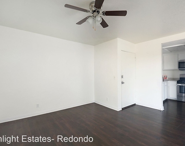 750-760 W. Redondo Beach Blvd. - Photo Thumbnail 17