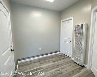 1543 Wallis Avenue - Photo Thumbnail 1