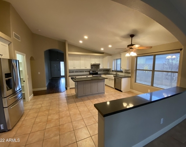 6381 W Kristal Way - Photo Thumbnail 9