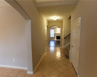 10248 Brenden Drive - Photo Thumbnail 3