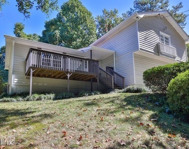 5124 R Lakeside Drive - Photo Thumbnail 3