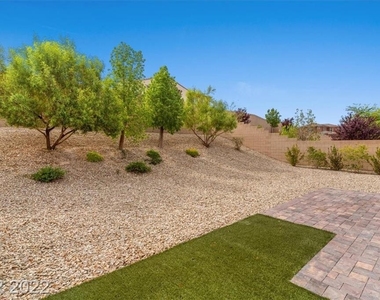 8115 Bear Canyon Street - Photo Thumbnail 18