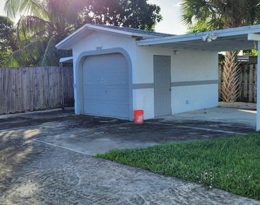 650 Sw 11 Drive - Photo Thumbnail 23