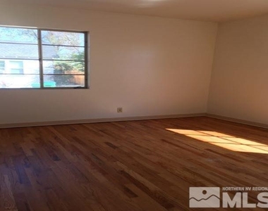 411 Colorado River Blvd - Photo Thumbnail 2