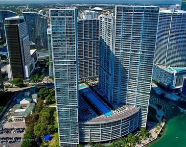 485 Brickell Ave - Photo Thumbnail 20