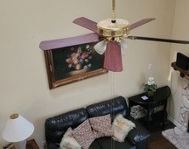 5322 Medical Dr - Photo Thumbnail 9