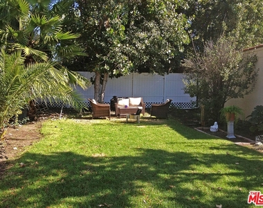 536 N Poinsettia Pl - Photo Thumbnail 14