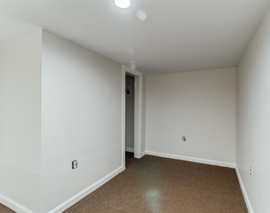 465 Jersey Ave - Photo Thumbnail 16