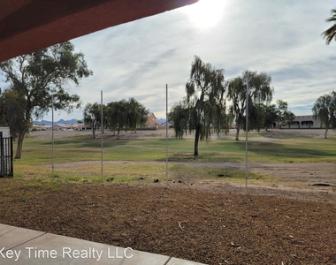 5708 Desert Lakes Drive - Photo Thumbnail 16