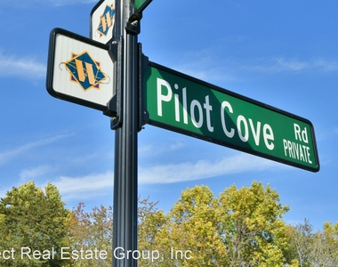 7483 Pilot Cove Ct - Photo Thumbnail 2