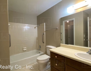 8941 Roebuck Blvd. - Photo Thumbnail 11