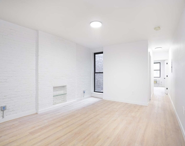 446 West 55th Street - Photo Thumbnail 5