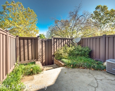 2204 Knowles Ave - Photo Thumbnail 9