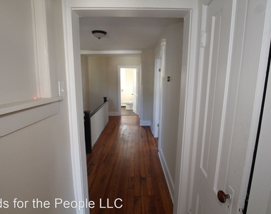 71 South Manor Ave - Photo Thumbnail 12