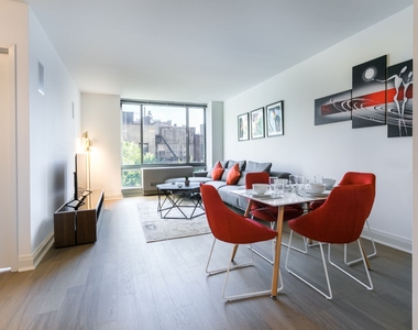 222 East 34th Street - Photo Thumbnail 4