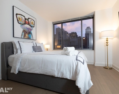 222 East 34th Street - Photo Thumbnail 8