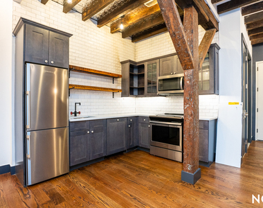269 Meserole Street - Photo Thumbnail 4