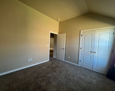 16812 Valderama Way - Photo Thumbnail 19