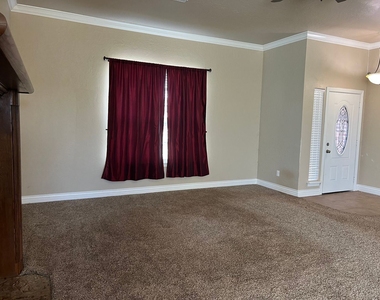 16812 Valderama Way - Photo Thumbnail 29