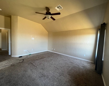 16812 Valderama Way - Photo Thumbnail 16