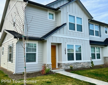 Townhomes At Jericho - Photo Thumbnail 13