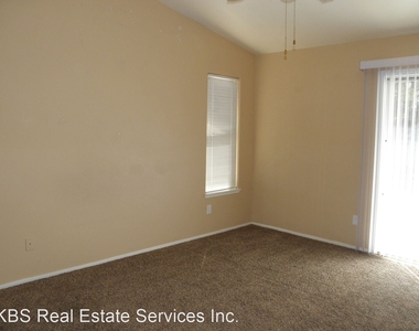 3107 Green Mountain Ln - Photo Thumbnail 7