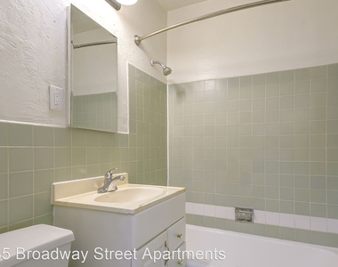 2235 Broadway Street - Photo Thumbnail 15