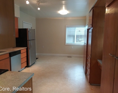 3605 Sw Troy - Photo Thumbnail 12