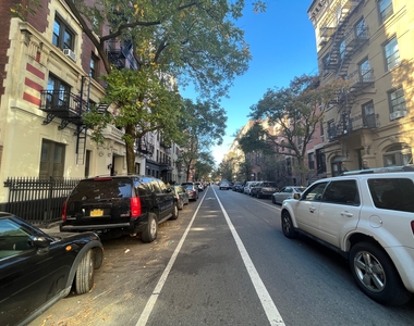 206 West 21st Street - Photo Thumbnail 5