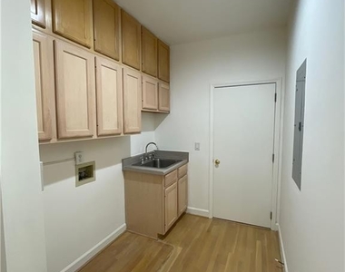 2119 Phoenix Place - Photo Thumbnail 10