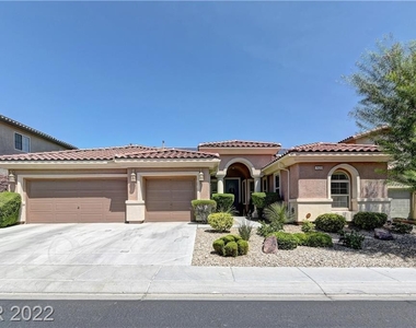 7522 Desertscape Avenue - Photo Thumbnail 3