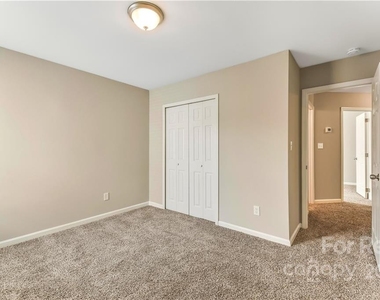 11509 Leigh Glen Circle - Photo Thumbnail 19