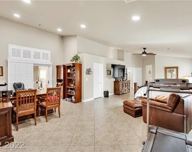 6209 Newkirk Court - Photo Thumbnail 31